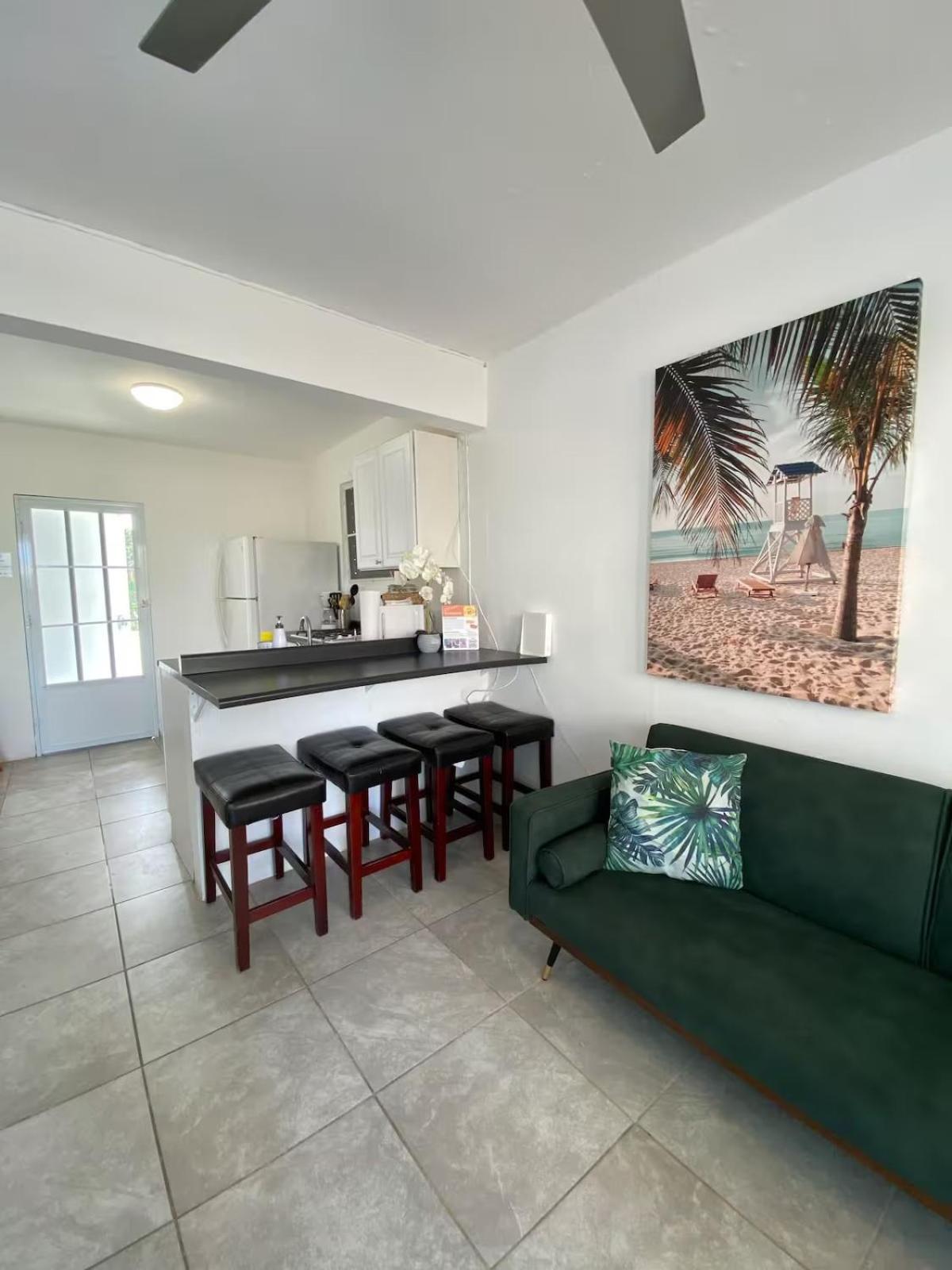 Villa Tropical Getaway à Aguadilla Extérieur photo